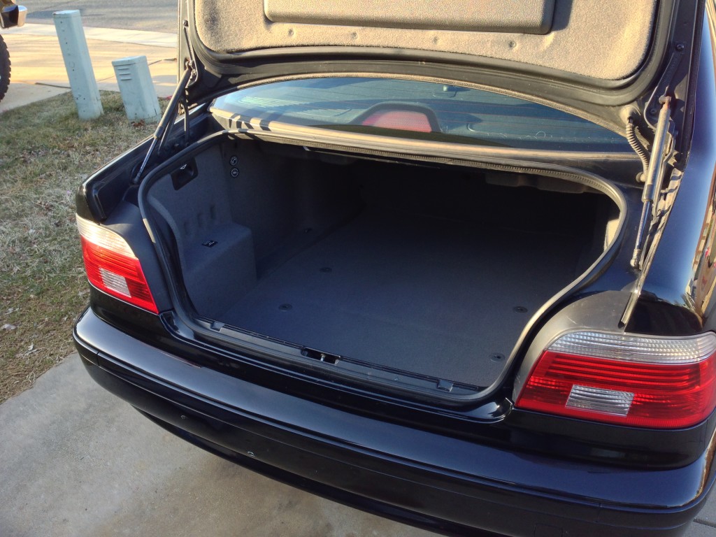 BMW E39 M5 European extra trunk storage