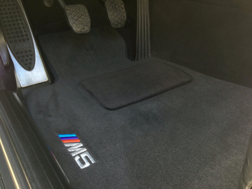 kunstmest betrouwbaarheid Weigering BMW E39 M5: Floor/Trunk Mats | E39Source, LLC
